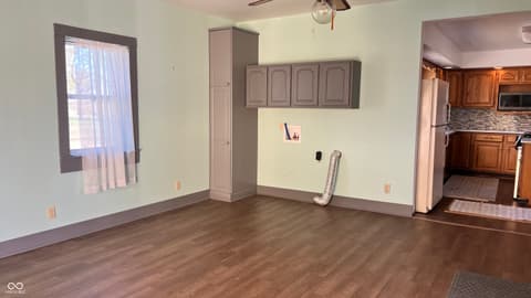 Photo of 11990 E County Road 400 S, Selma, IN