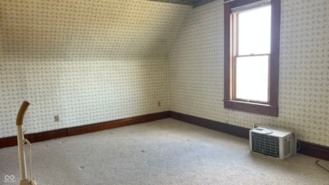 Photo of 11990 E County Road 400 S, Selma, IN