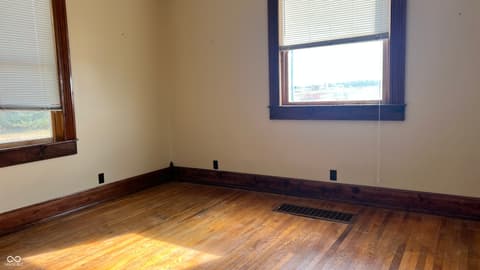 Photo of 11990 E County Road 400 S, Selma, IN