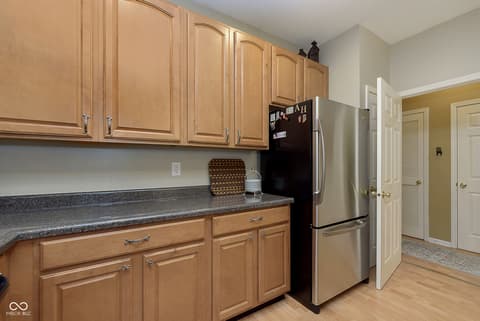 Photo of 5225 Dunewood Way, Avon, IN