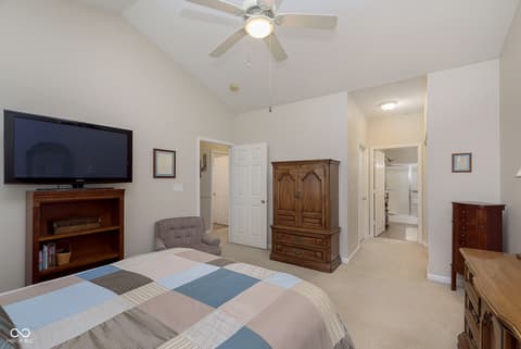 Photo of 5225 Dunewood Way, Avon, IN