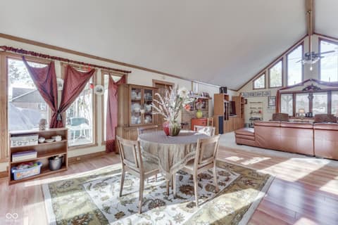 Photo of 6747 E County Road 700 N, Brownsburg, IN