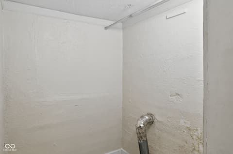 Laundry room at 2130 Singleton Street, Indianapolis, IN