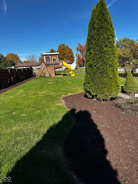 Photo of 2392 E County Road 820 S, Greensburg, IN