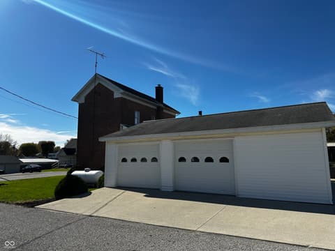 Photo of 2392 E County Road 820 S, Greensburg, IN
