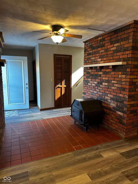 Photo of 2392 E County Road 820 S, Greensburg, IN