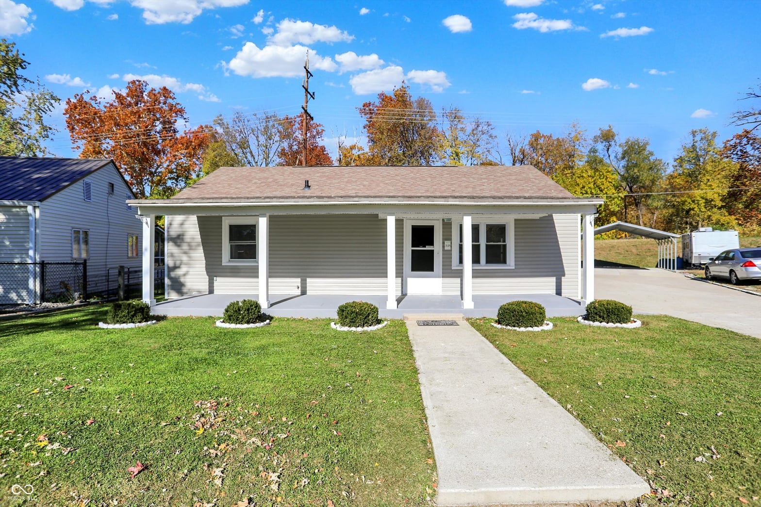 Photo of 304 Sunset Drive, Shelbyville, IN
