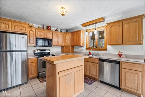 Photo of 10162 N New Richmond Road, New Richmond, IN