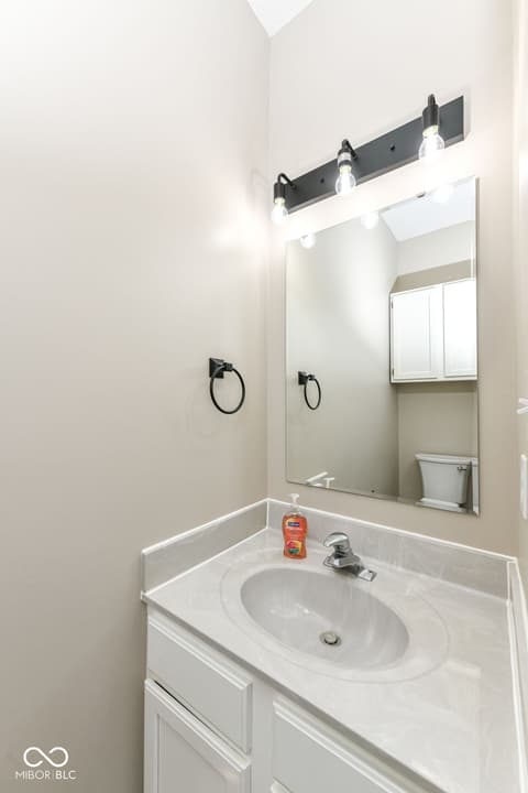 Bathroom at 20783 Waterscape Way, Noblesville, IN