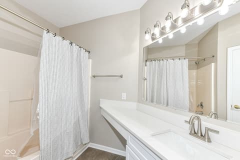 Bathroom at 20783 Waterscape Way, Noblesville, IN