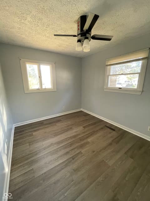 Bedroom at 624 Sweetbriar Avenue, Whiteland, IN