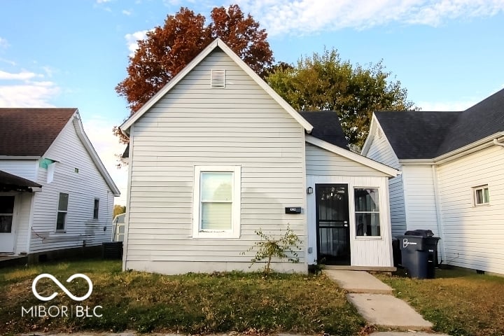 Photo of 1302 S E Street, Elwood, IN