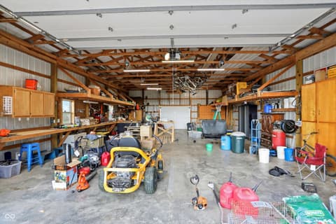 Photo of 6820 W Rd 150 N, Bargersville, IN