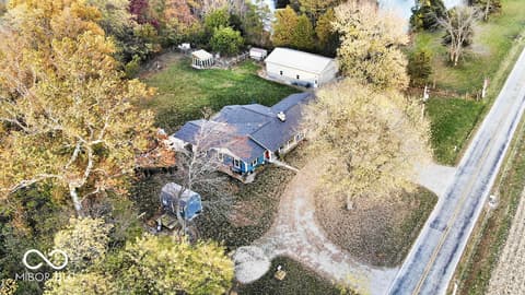 Photo of 6820 W Rd 150 N, Bargersville, IN