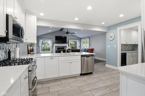 Photo of 6820 W Rd 150 N, Bargersville, IN