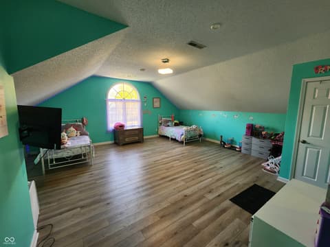 Photo of 501 S Riviera Lane, Yorktown, IN
