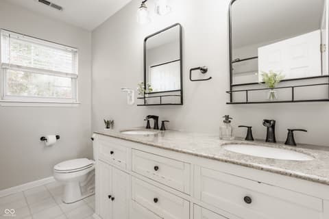 Photo of 5325 Creekbend Drive, Carmel, IN