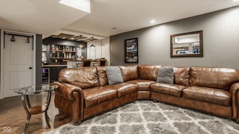 Photo of 5325 Creekbend Drive, Carmel, IN