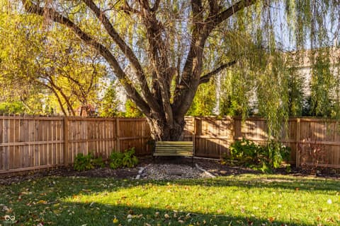 Photo of 5325 Creekbend Drive, Carmel, IN