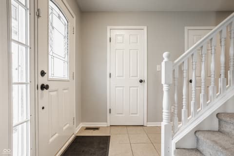Photo of 5325 Creekbend Drive, Carmel, IN