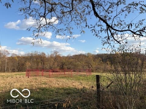 Yard at 1355 N County Road 375 W, Greencastle, IN