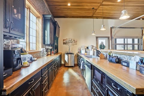 Photo of 4316 W Whiteland Road, Bargersville, IN
