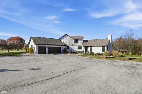 Photo of 4316 W Whiteland Road, Bargersville, IN