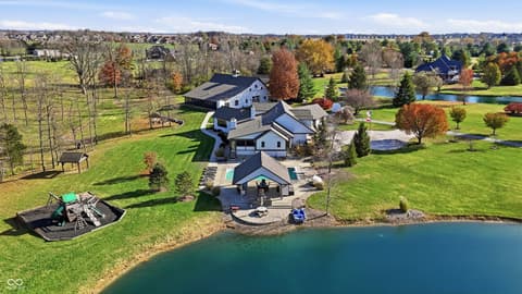 Photo of 4316 W Whiteland Road, Bargersville, IN