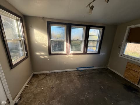 Photo of 6671 N County Road 525 W, Middletown, IN