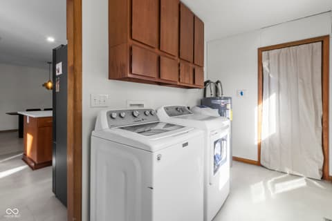 Laundry room at 1157 Harrison Street, Noblesville, IN