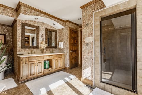Primary bathroom at 2034 Dubois Road, Spencer, IN