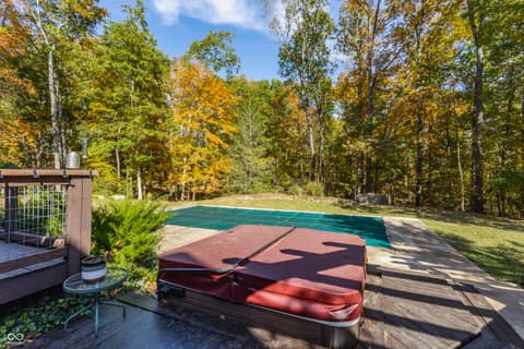 Pool at 2034 Dubois Road, Spencer, IN