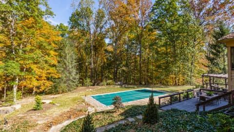 Yard at 2034 Dubois Road, Spencer, IN