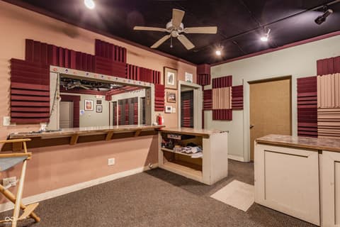 Studio — 2034 Dubois Road, Spencer, IN
