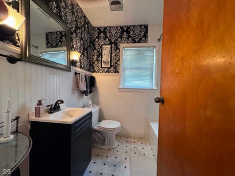 Photo of 4624 N Hinesley Avenue, Indianapolis, IN