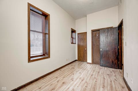 Photo of 1404 NE Broadway Street NE, Indianapolis, IN