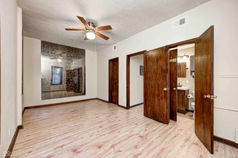 Photo of 1404 NE Broadway Street NE, Indianapolis, IN