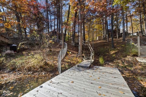 Dock — 7563 Grizzly Drive, Nineveh, IN