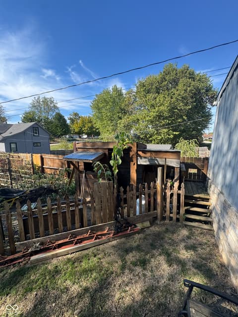 Photo of 616 Long Street, Brookville, IN
