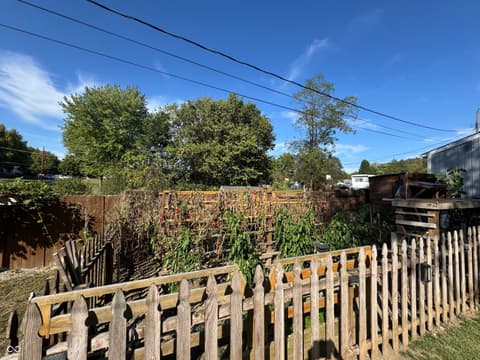 Photo of 616 Long Street, Brookville, IN