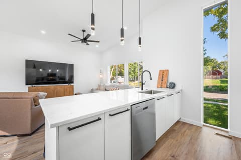 Photo of 318 N Tacoma Avenue, Indianapolis, IN