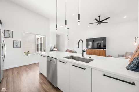 Photo of 318 N Tacoma Avenue, Indianapolis, IN