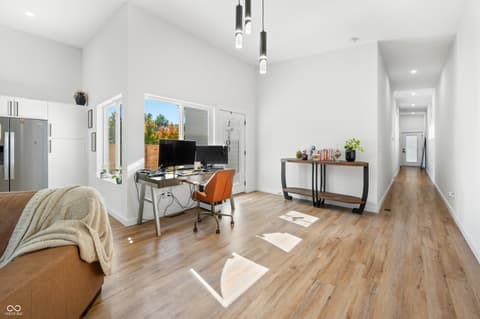 Photo of 318 N Tacoma Avenue, Indianapolis, IN