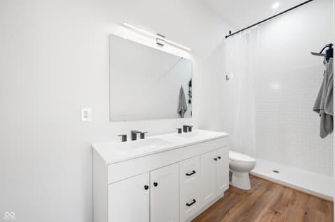 Photo of 318 N Tacoma Avenue, Indianapolis, IN