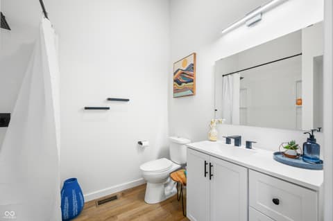 Photo of 318 N Tacoma Avenue, Indianapolis, IN