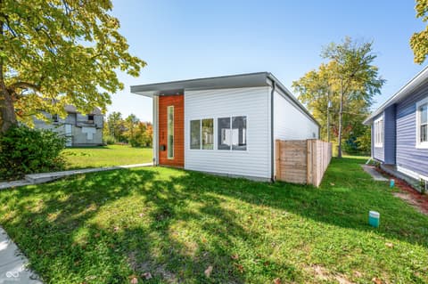 Photo of 318 N Tacoma Avenue, Indianapolis, IN