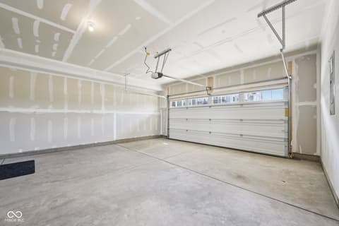 Garage at 5807 CR W 750 N, McCordsville, IN