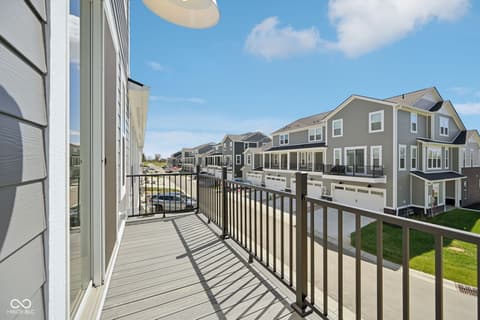 Balcony — 5807 CR W 750 N, McCordsville, IN