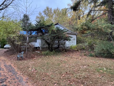 3856 W Old Us 40