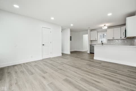Photo of 4213 Kingsley Drive, Indianapolis, IN